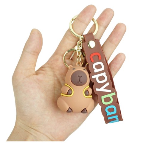 Brelok Figurka Kapibara Z Żółtym Plecakiem Zawieszka Karabińczyk Kółko