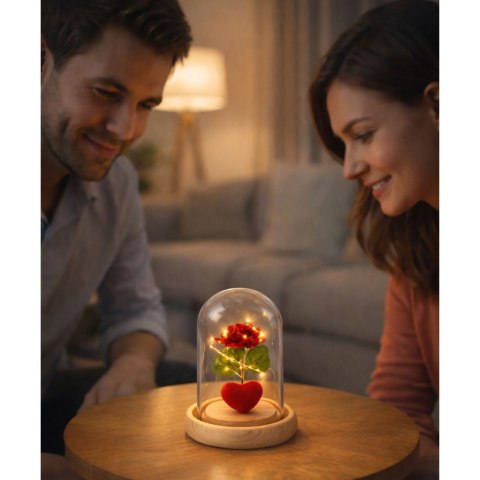 Wieczna Róża w Kopule z Oświetleniem LED Czerwona z Serduszkiem 14x8cm