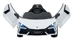 Pojazd Lamborghini Revuelto Białe